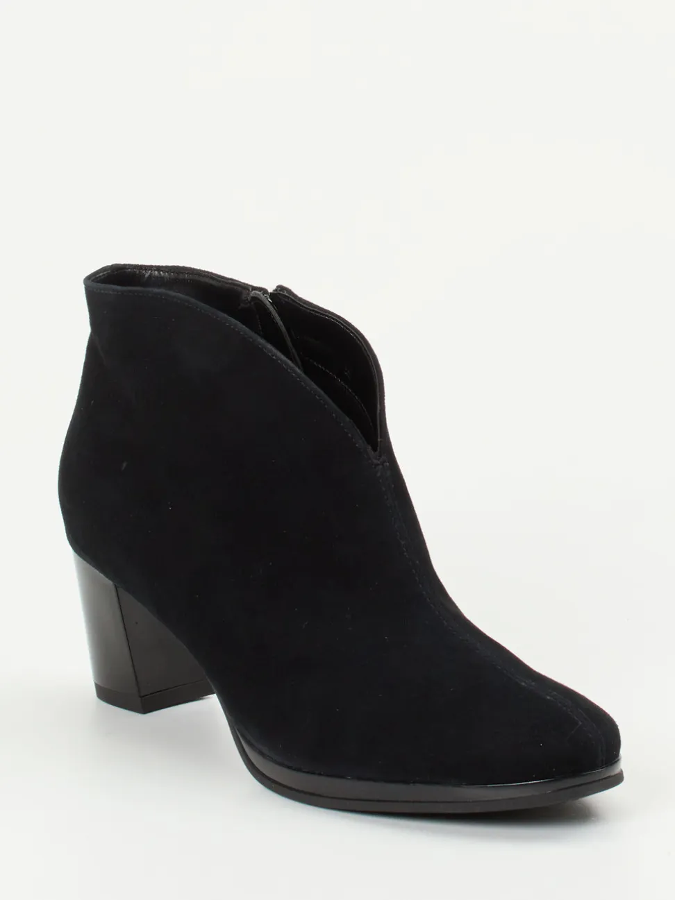 Ara – Ankle Boots aus Veloursleder Schwarz