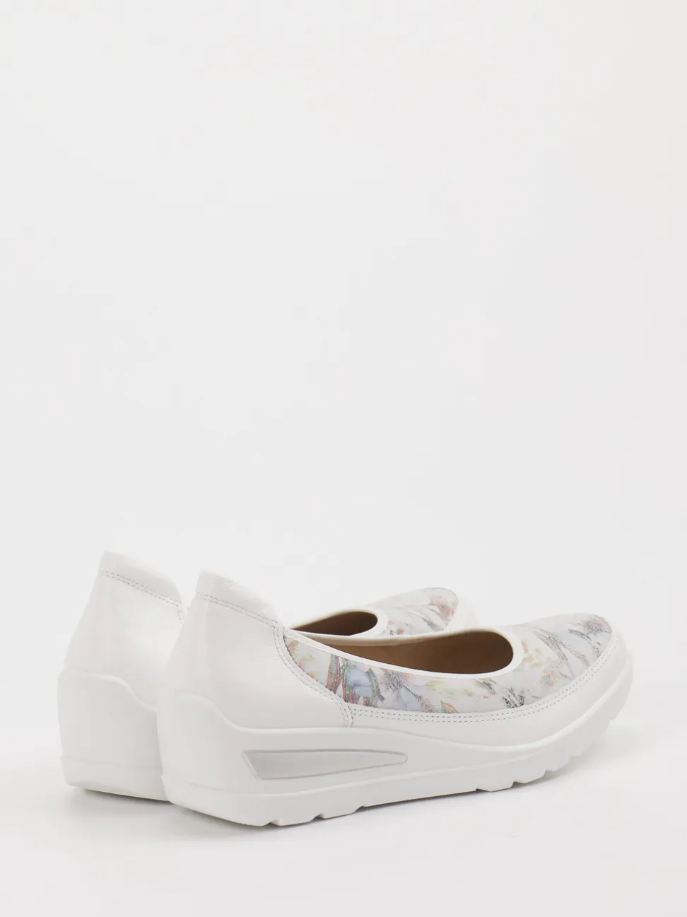 Ara – Komfort-Ballerinas aus Leder Weiß floral