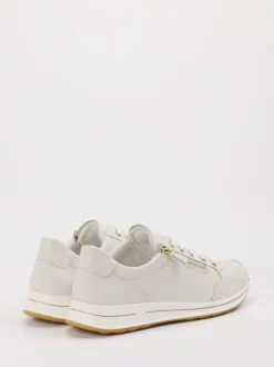 Ara – Sneaker aus Kalbleder in Offwhite