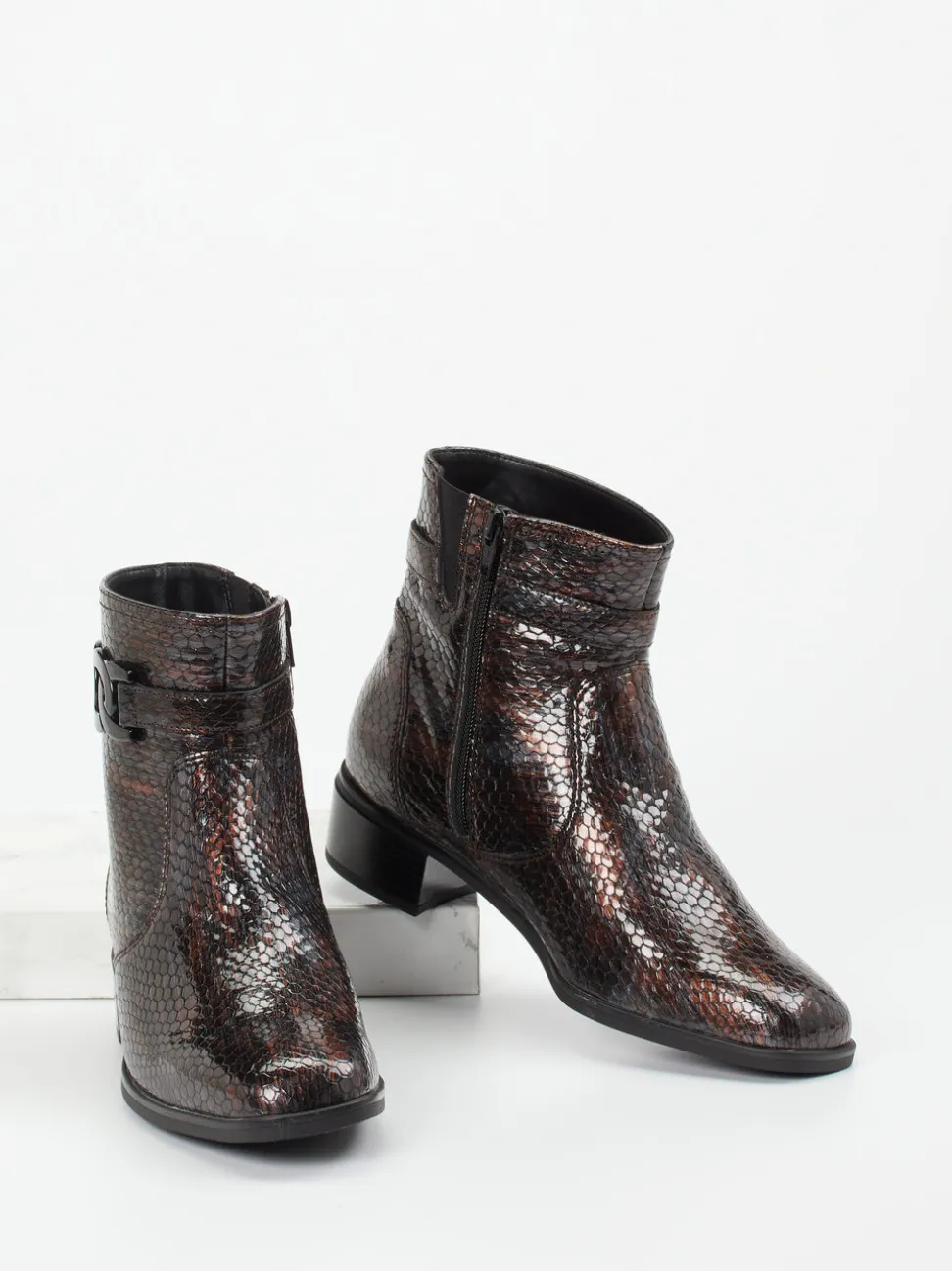 Ara – Stiefelette aus geprägtem Leder in Braun