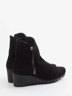 Arche – Keilabsatz-Stiefelette aus Nubukleder schwarz