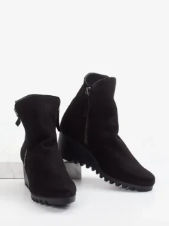 Arche – Keilabsatz-Stiefelette aus Nubukleder schwarz