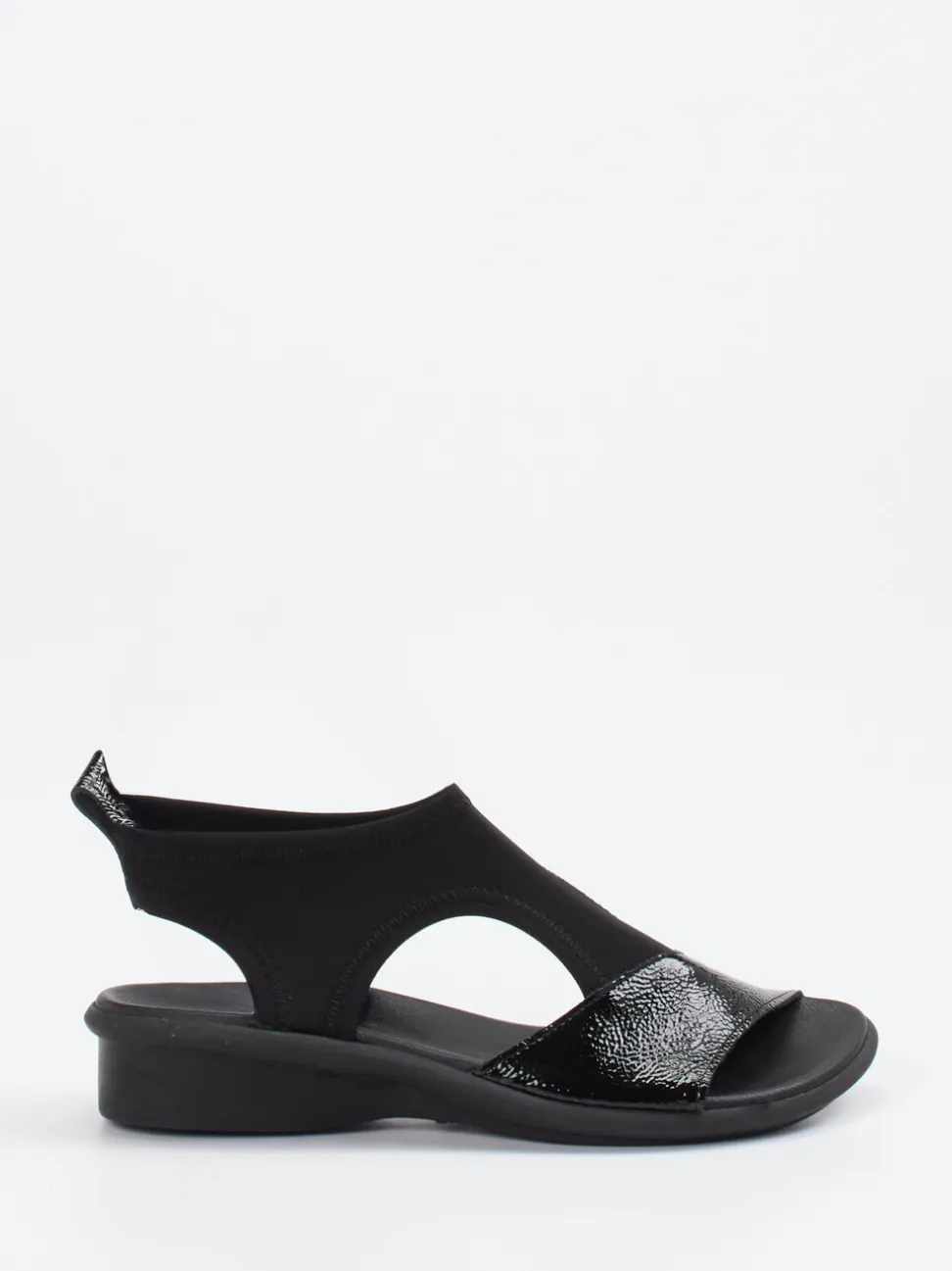 Arche – Komfortsandalen aus Stretch mit Lackdetail