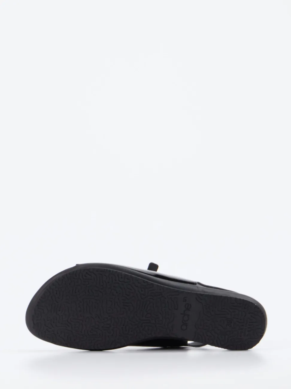 Arche – Komfort-Sandalen aus Lackleder Schwarz