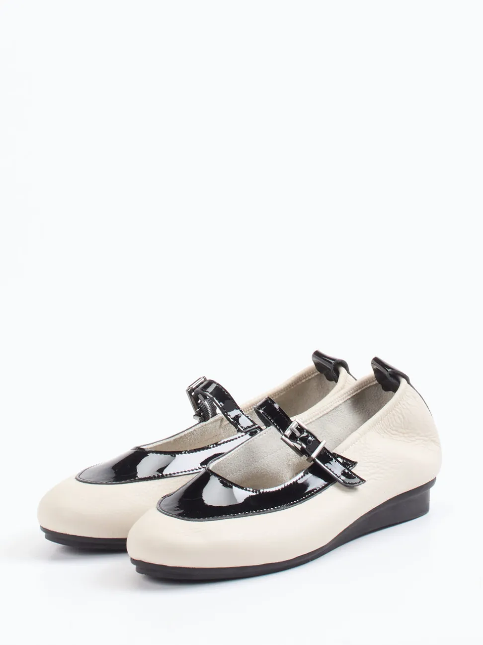 Arche – Mary Jane Ballerinas aus Nubukleder cremeweiß