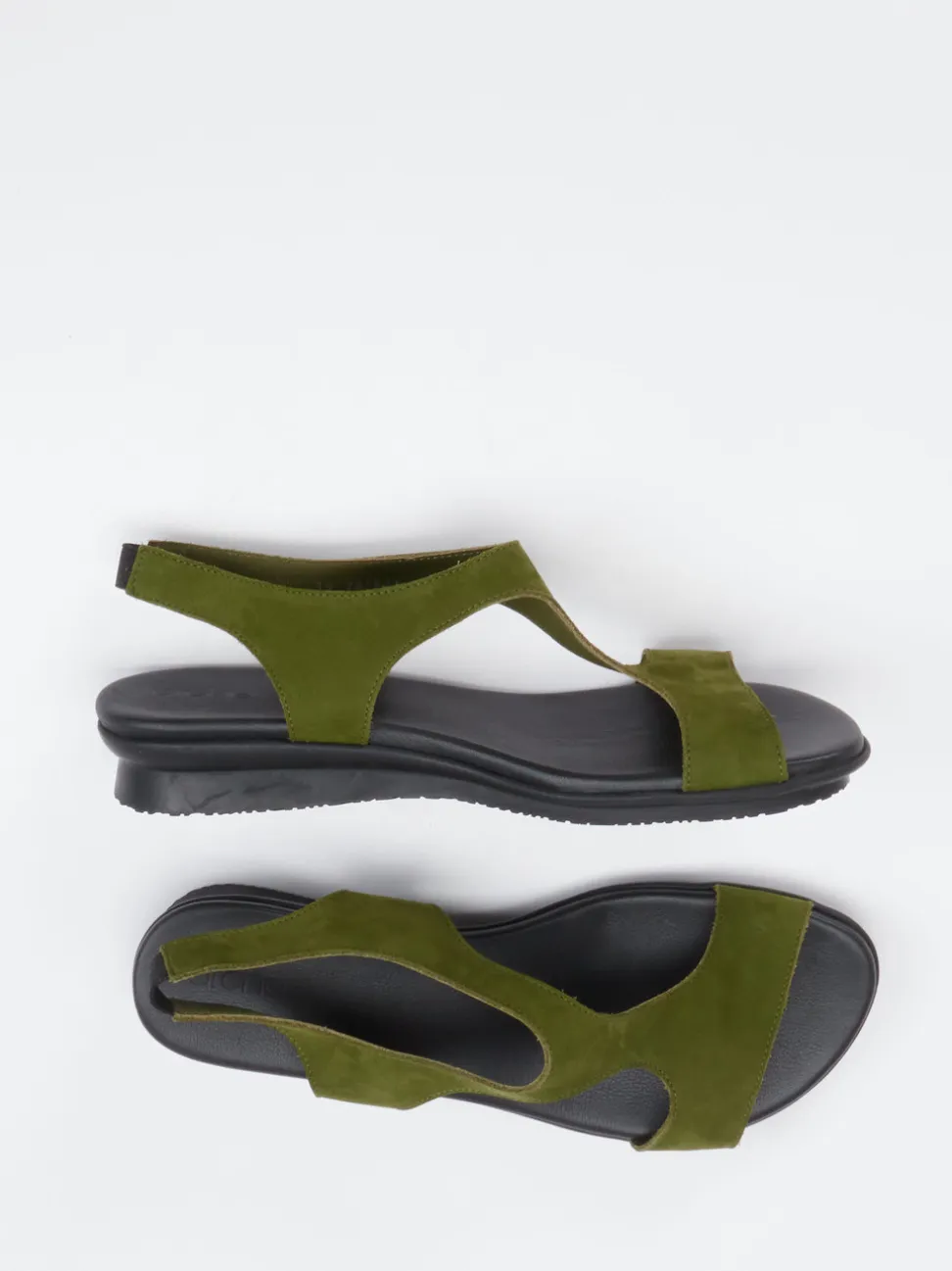Arche – Sandalen aus Veloursleder in Olivgrün