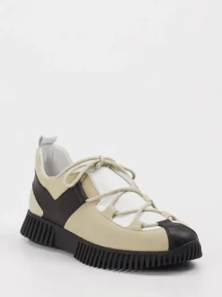 Arche – Sneaker aus Leder in Beige mit Gummisohle