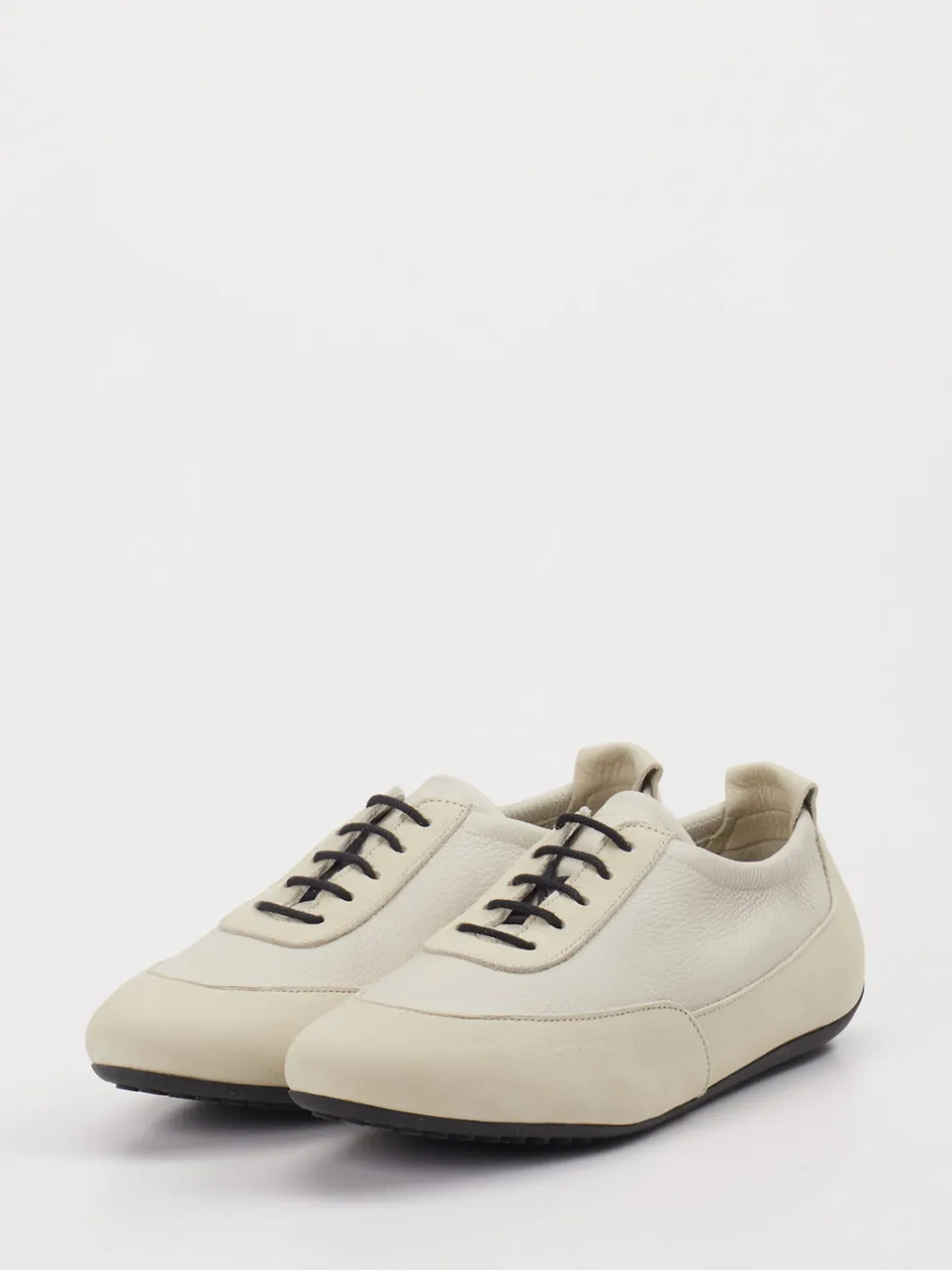 Arche – Sneaker aus Leder in Cremeweiß