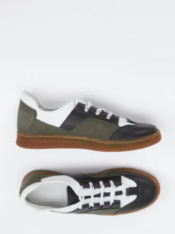 Arche – Sneaker aus Velourleder und Glattleder schwarz