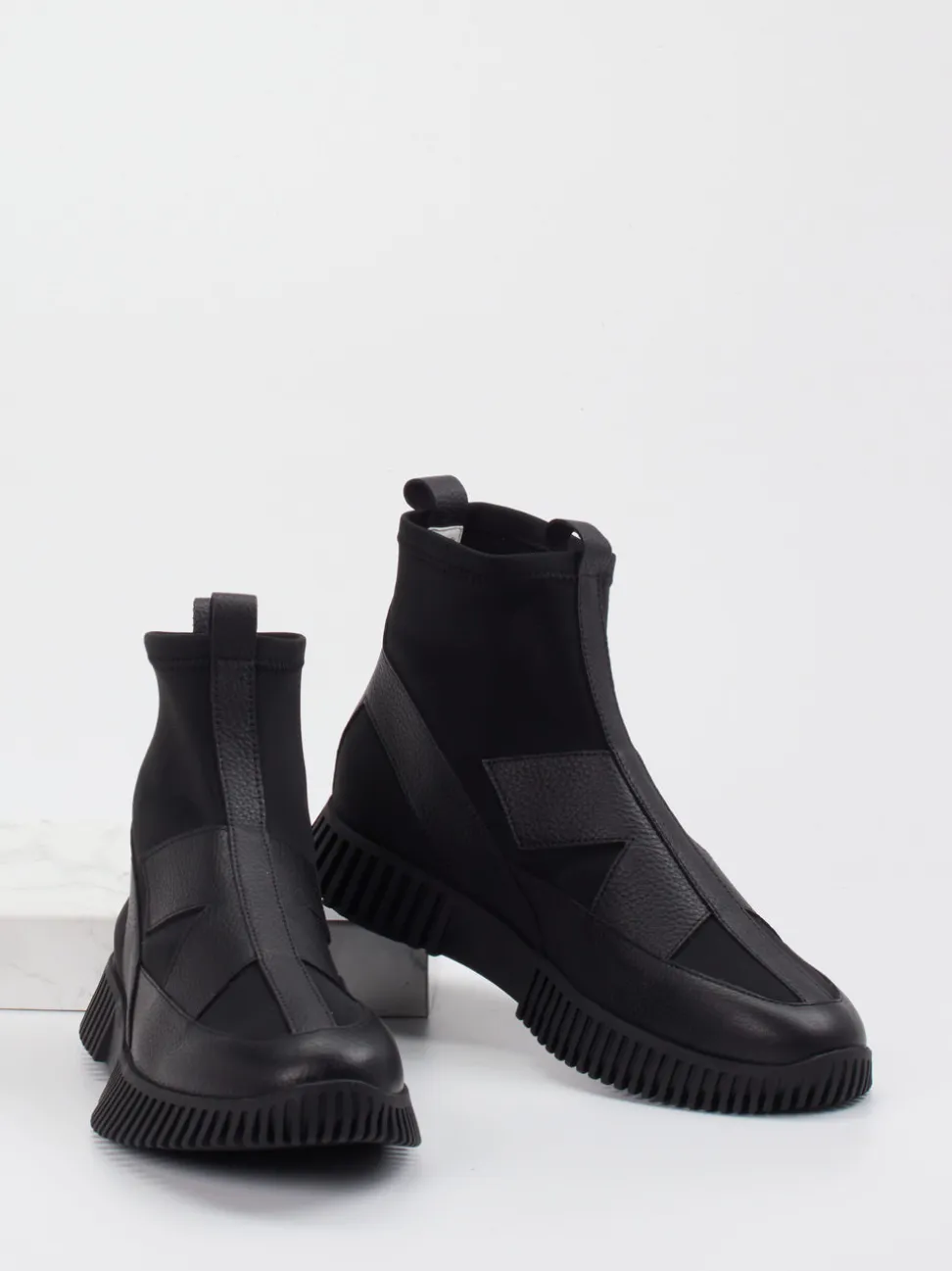 Arche – Sock-Boots aus Textil und Leder schwarz