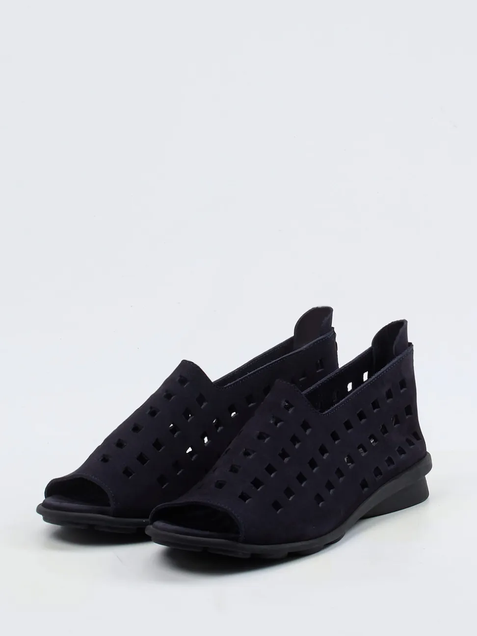 Arche – Sommersandalen aus Nubukleder in Tiefblau