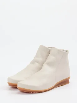 Arche – Stiefelette aus genarbtem Leder cremeweiß