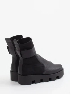 Arche – Stiefelette aus Kalbleder schwarz