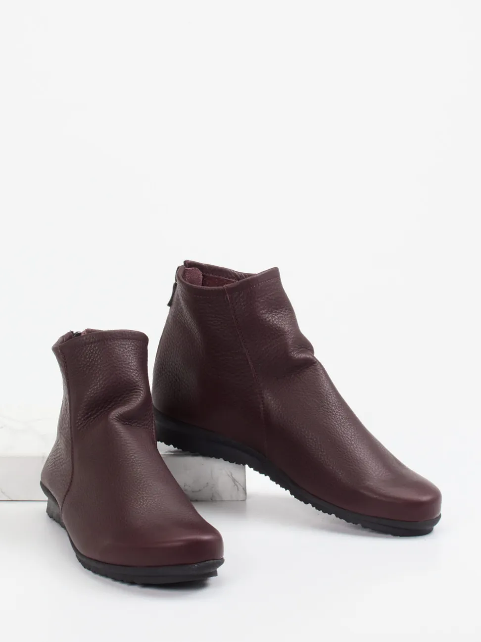 Arche – Stiefeletten aus Kalbleder in Bordeauxrot