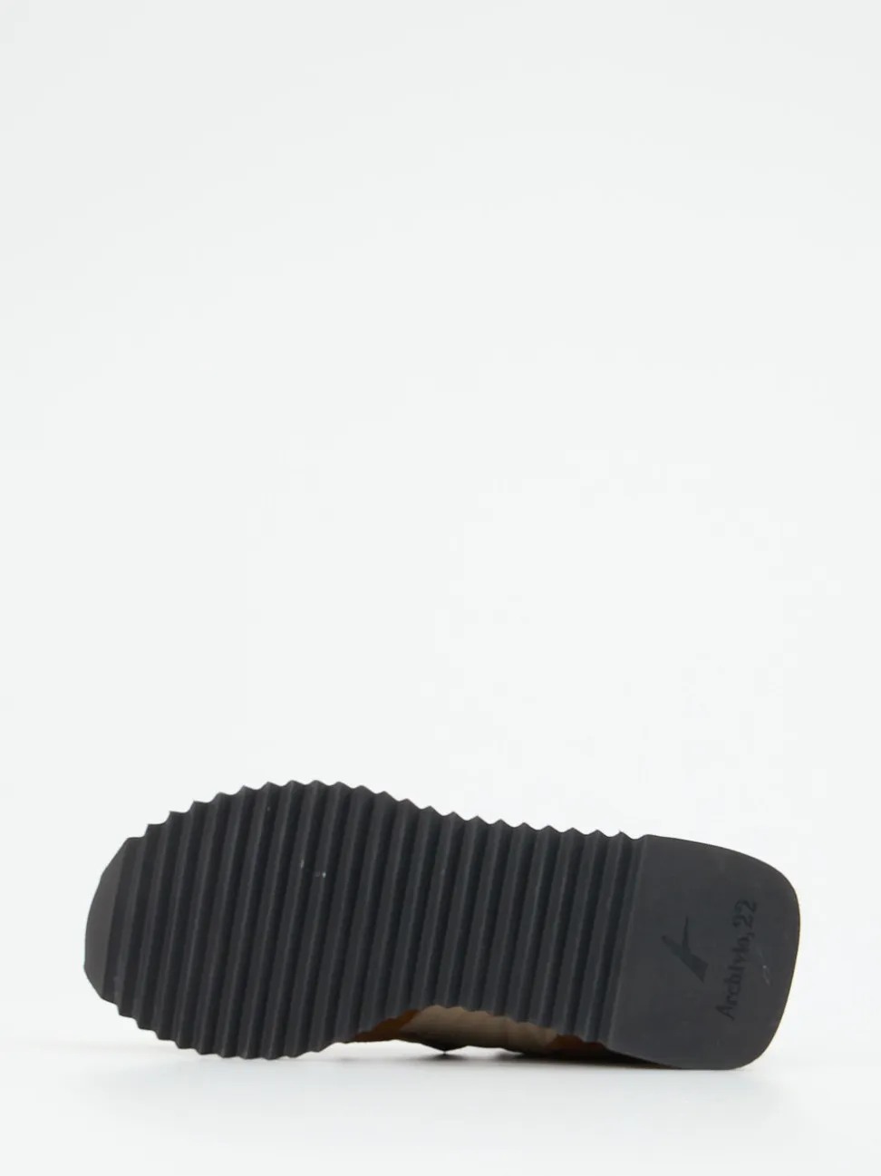 Archivio 22 – Sneaker aus Veloursleder rostbraun