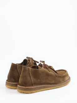 Astorflex – Wallabee-Schnürschuh aus Veloursleder braun