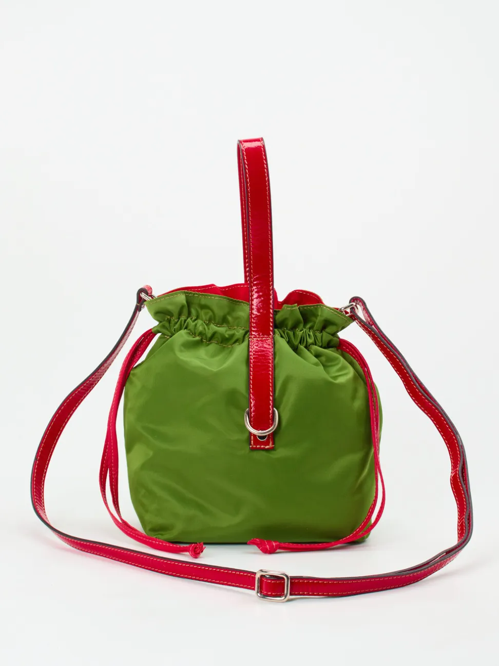 AU 79 – Beuteltasche aus Textil und Leder grasgrün