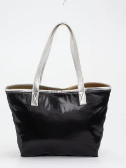 AU 79 – Shopper