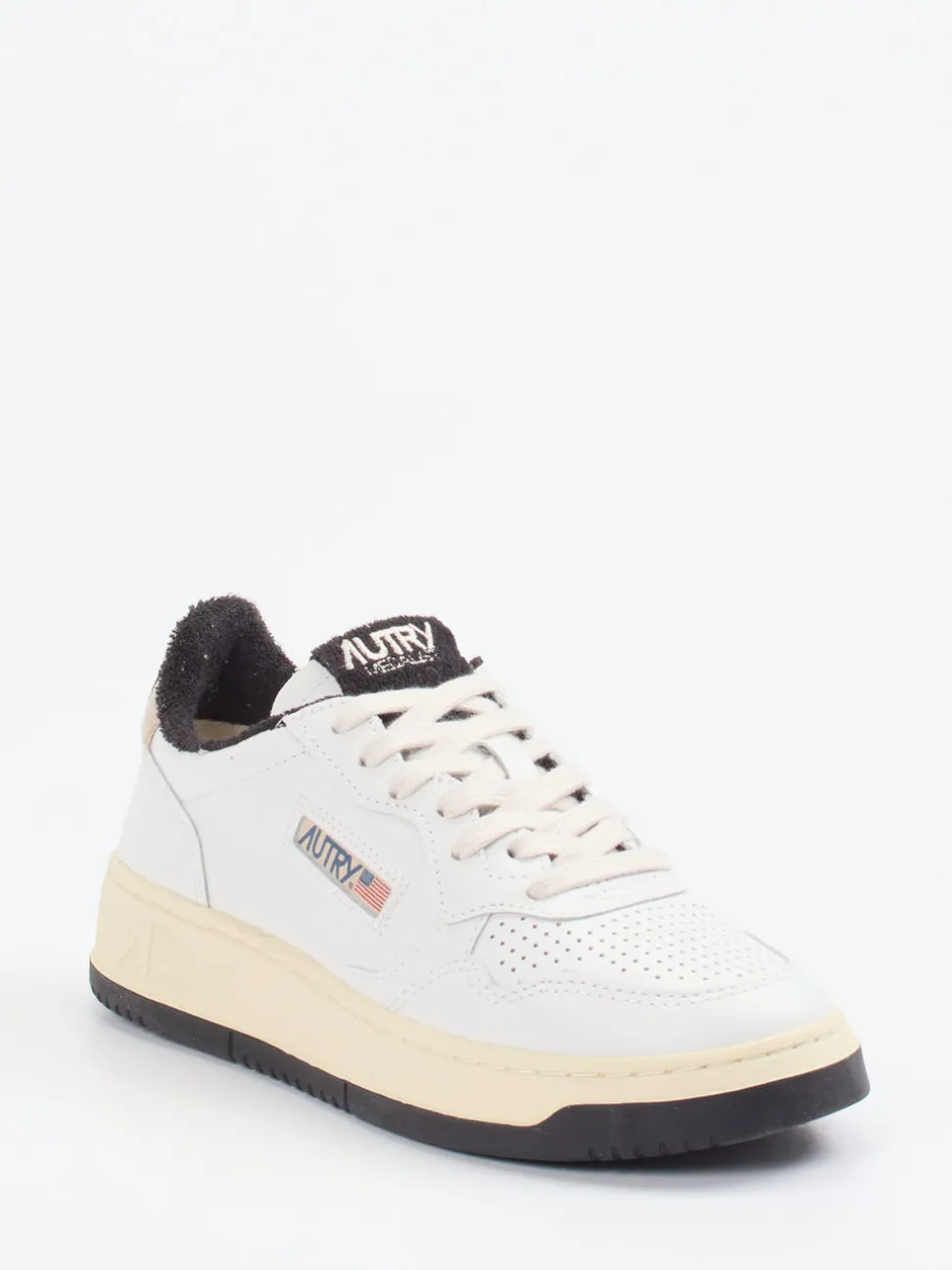 Autry – Low-Top Sneaker aus Kalbleder Offwhite