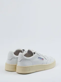Autry – Low-Top Sneaker aus Kalbleder Weiß