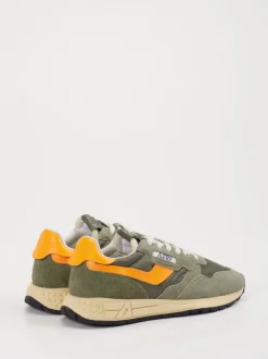 Autry – Retro-Sneaker aus Veloursleder und Mesh oliv