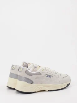 Autry – Retro-Sneaker aus Veloursleder beige