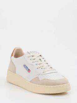 Autry – Sneaker aus Leder in Offwhite-Beige