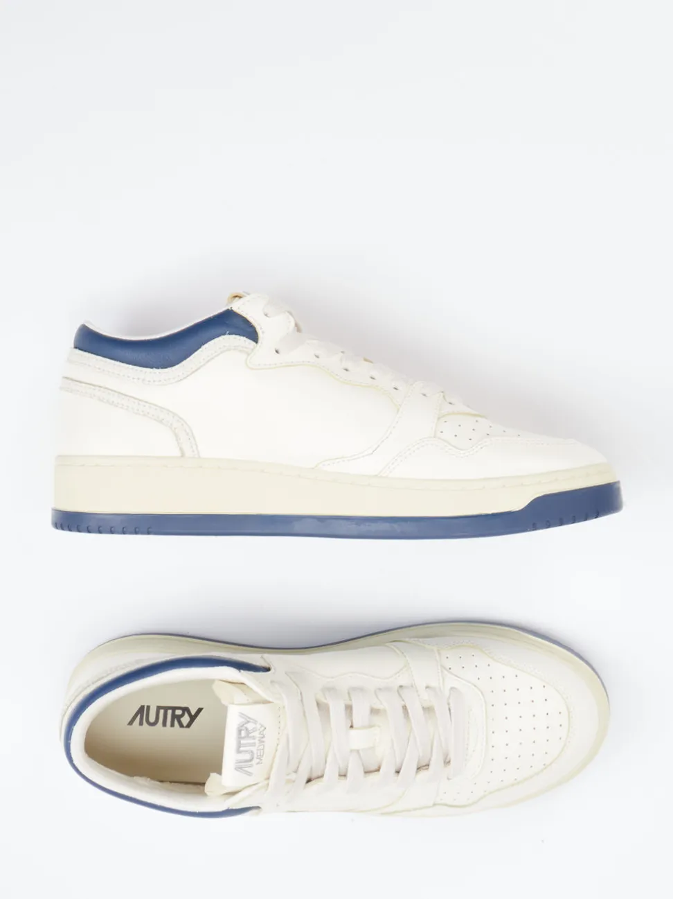 Autry – Sneaker aus Leder cremeweiß-blau