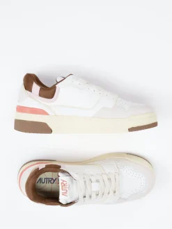 Autry – Sneaker aus Leder in Cremeweiß