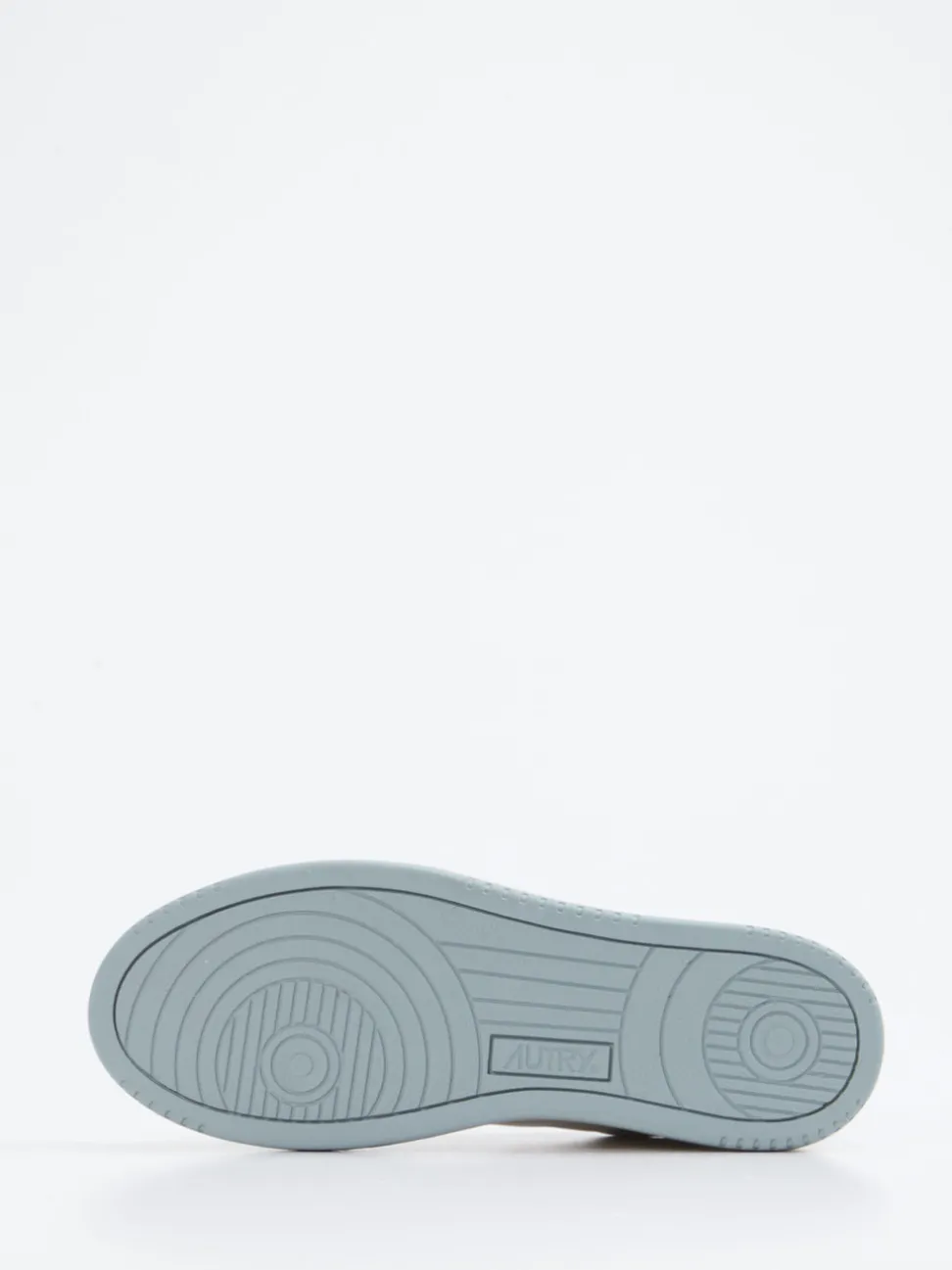 Autry – Sneaker aus Leder in Hellblau-Weiß-Creme