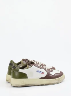 Autry – Sneaker aus Leder in Off-White