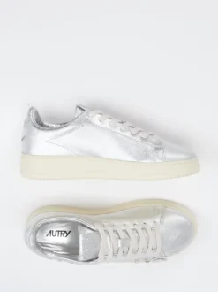 Autry – Sneaker aus Metallicleder silberfarben