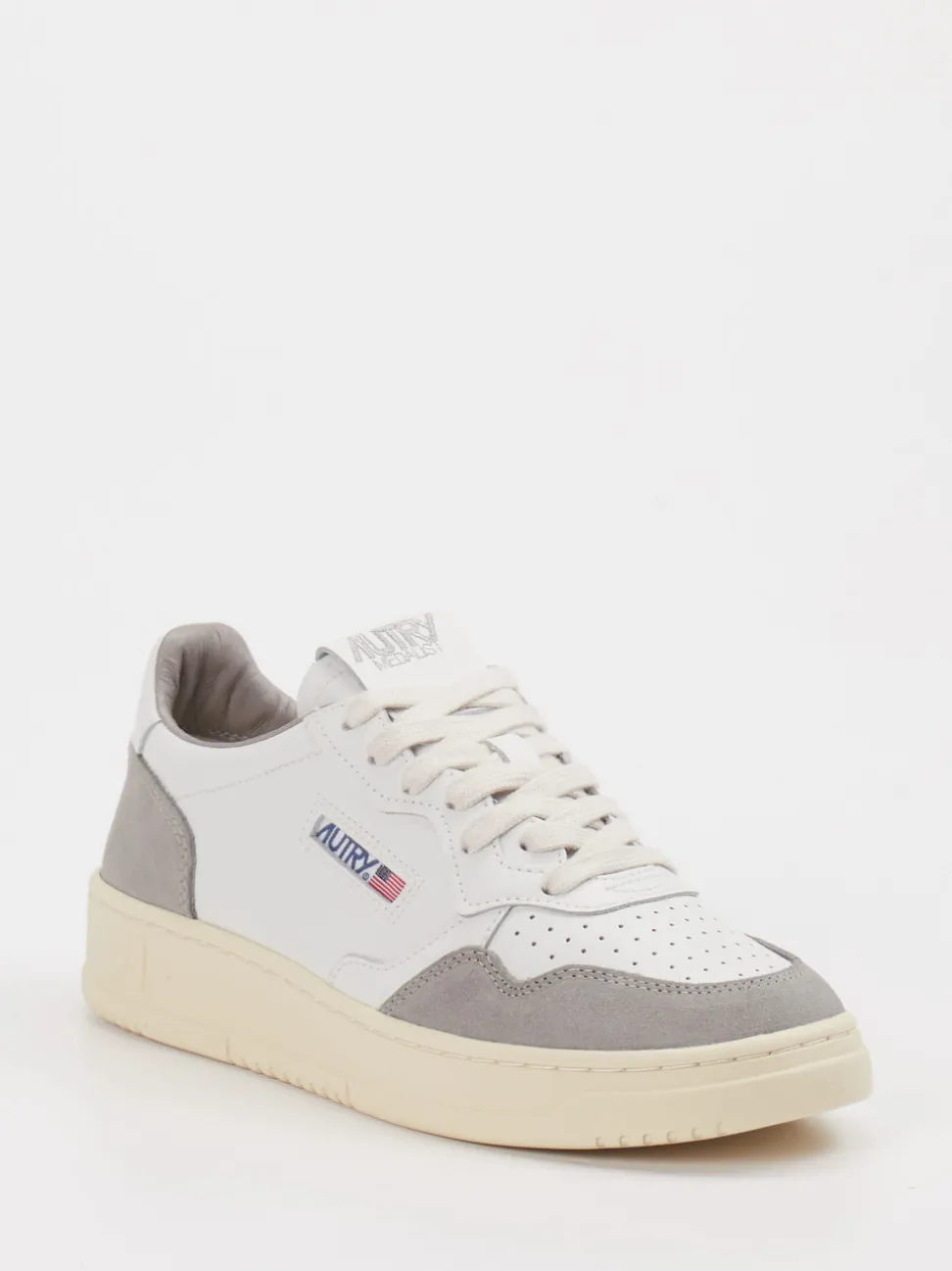 Autry – Sneaker aus Velour/Leder in Offwhite