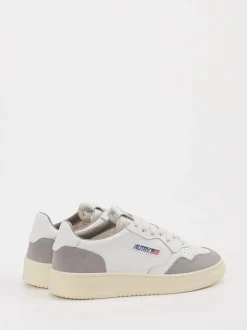 Autry – Sneaker aus Velour/Leder in Offwhite