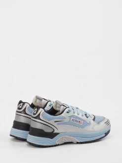 Autry – Sneaker aus Velour und Textil hellblau