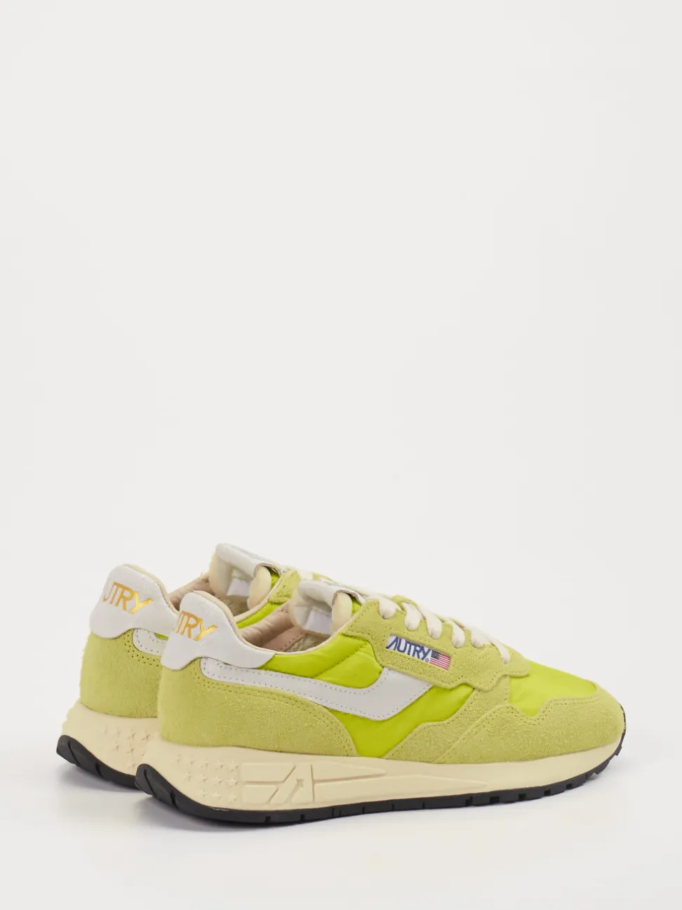 Autry – Sneaker aus Velour/Textil in Limettengelb