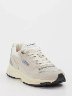Autry – Sneaker aus Velour/Textil in Beige