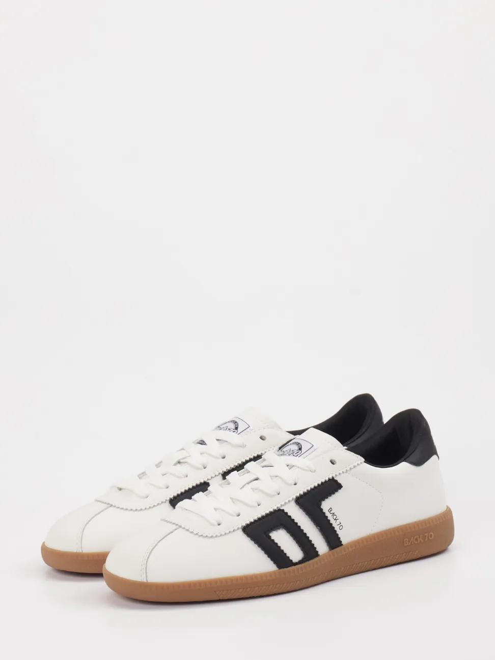 Back 70 – Retro-Sneaker aus Kalbleder Weiß