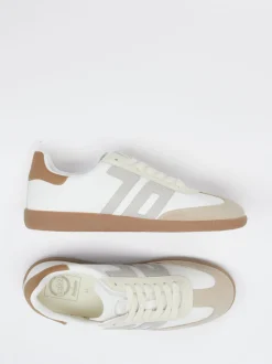 Back 70 – Retro-Sneaker aus Kalbleder Offwhite