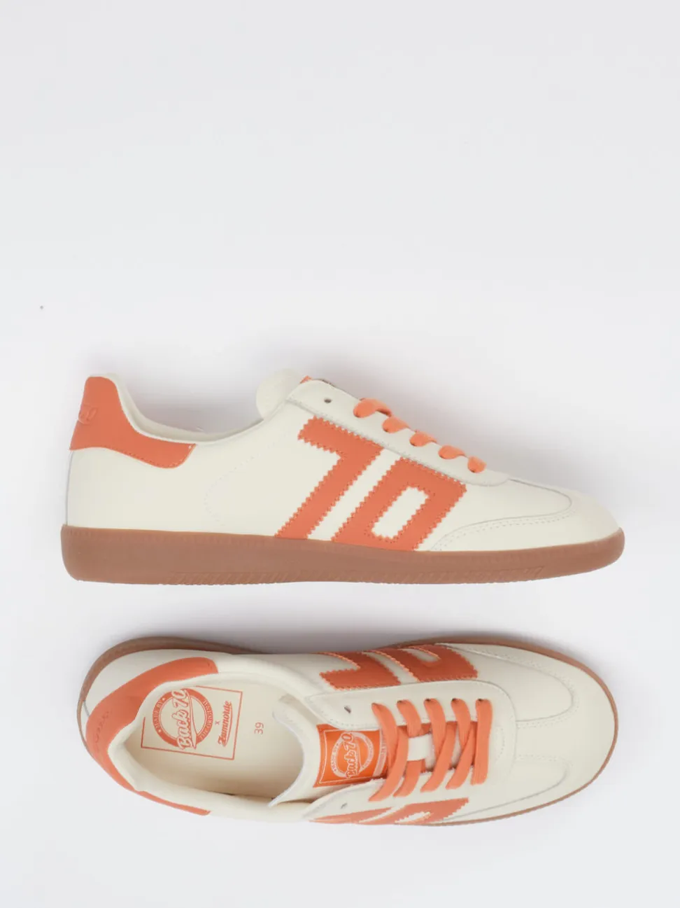 Back 70 – Retro-Sneaker aus Kalbleder cremeweiß