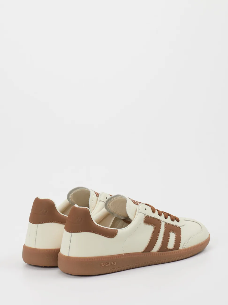 Back 70 – Retro-Sneaker aus Kalbleder in Beige