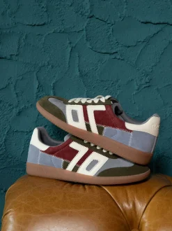 Back 70 – Retro-Sneaker aus Leder in Olivgrün