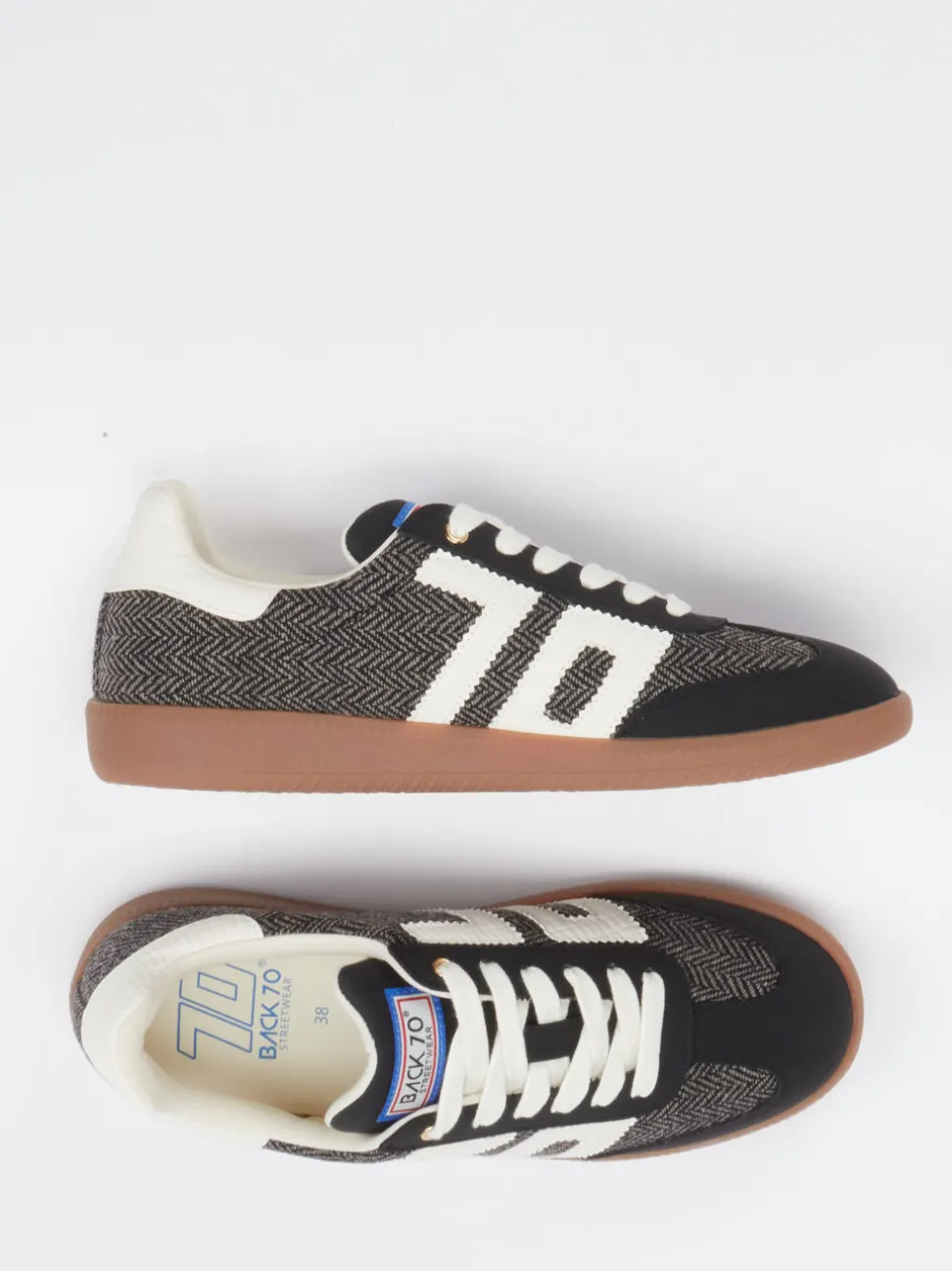Back 70 – Retro-Sneaker aus Textil Schwarz