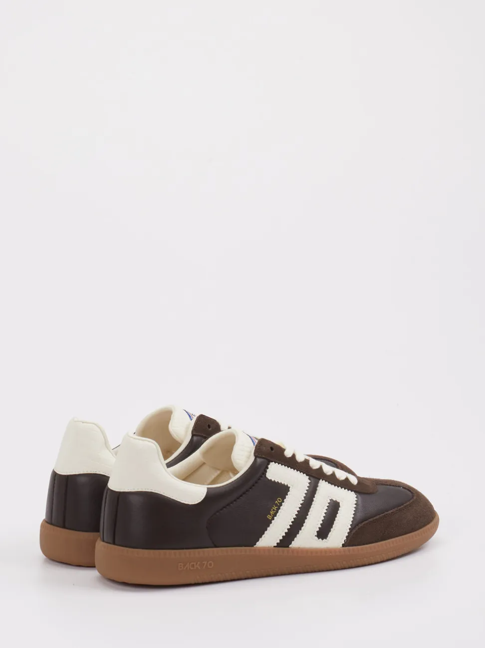 Back 70 – Retro-Sneaker aus Velour/Leder braun