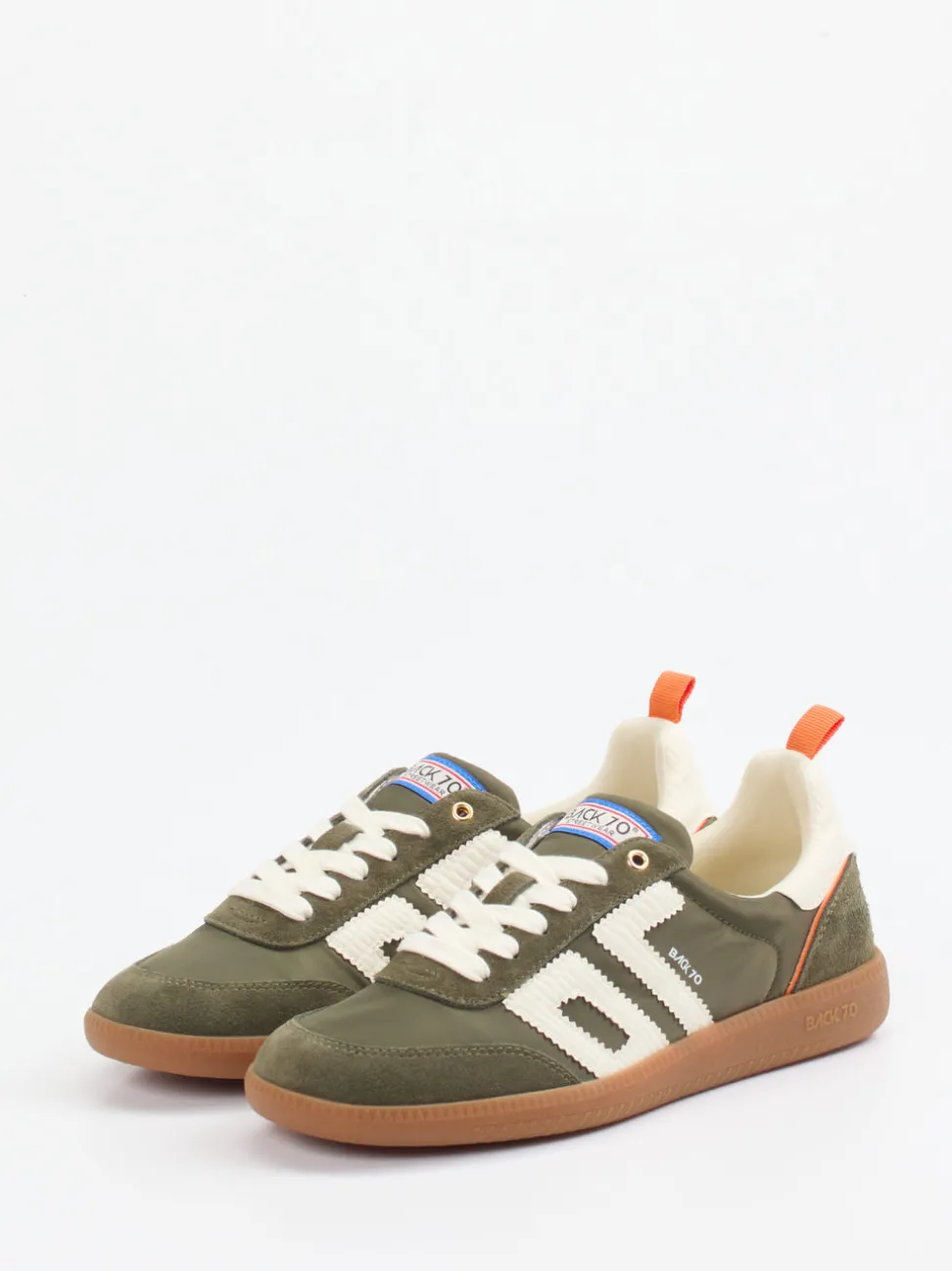Back 70 – Retro-Sneaker aus Veloursleder und Textil