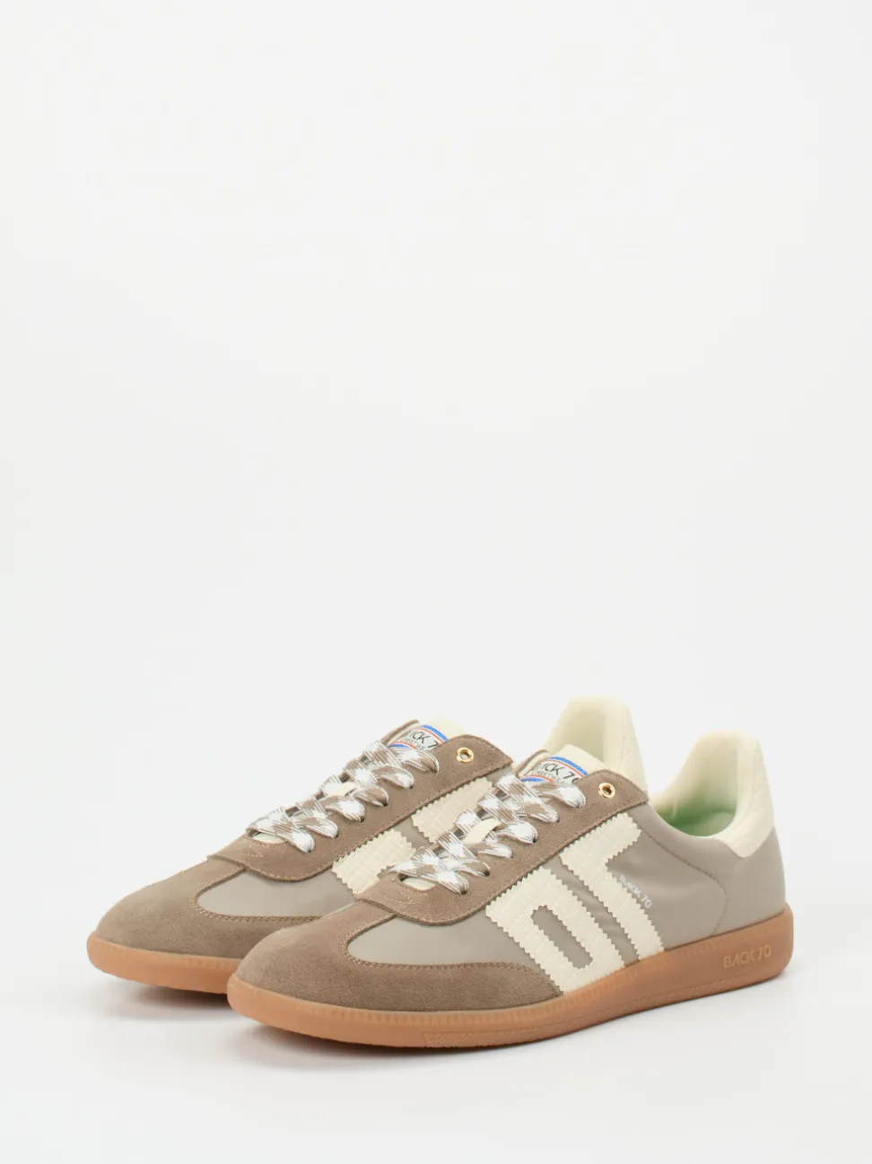 Back 70 – Retro-Sneaker aus Veloursleder in Taupe