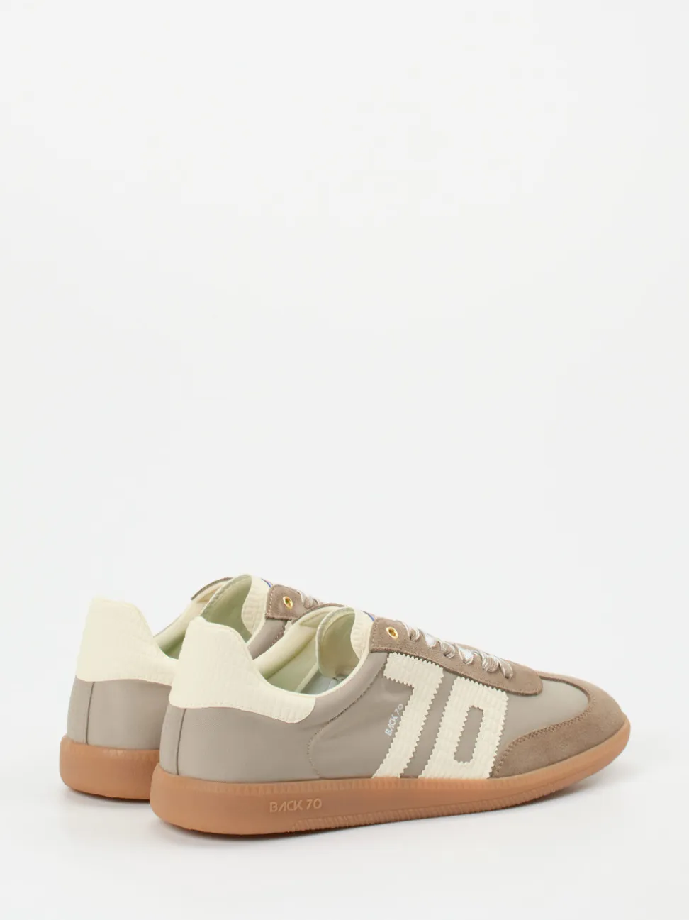 Back 70 – Retro-Sneaker aus Veloursleder in Taupe