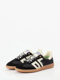 Back 70 – Retro-Sneaker aus Velour und Textil schwarz