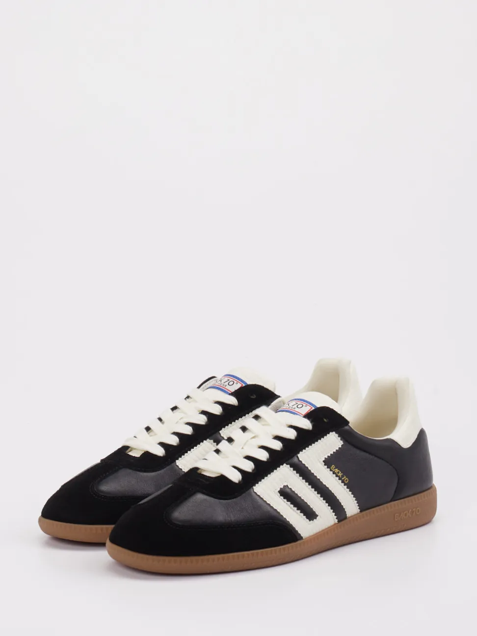 Back 70 – Retro-Sneaker aus Velour/Leder Schwarz