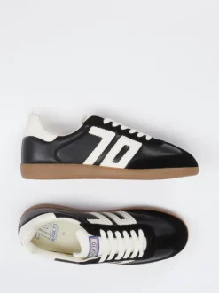 Back 70 – Retro-Sneaker aus Velour/Leder Schwarz